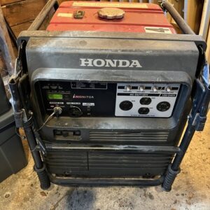 HONDA EU6500IS (Super Quiet/Electric Start)