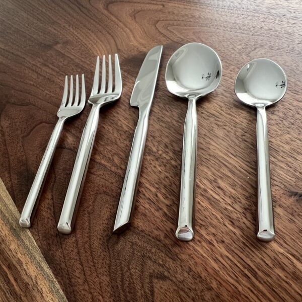 Capri Flatware